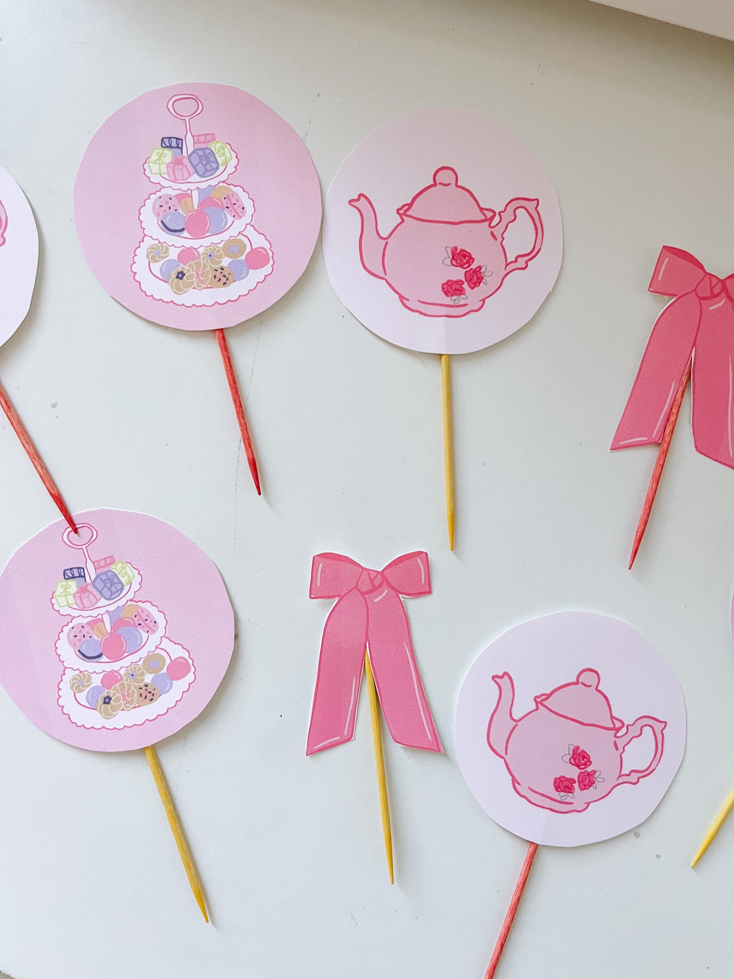 Let's Partea Printable Cupcake Toppers